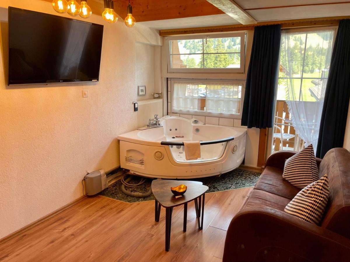 Chalet Hotel Adler Ag Кандерштег Екстер'єр фото