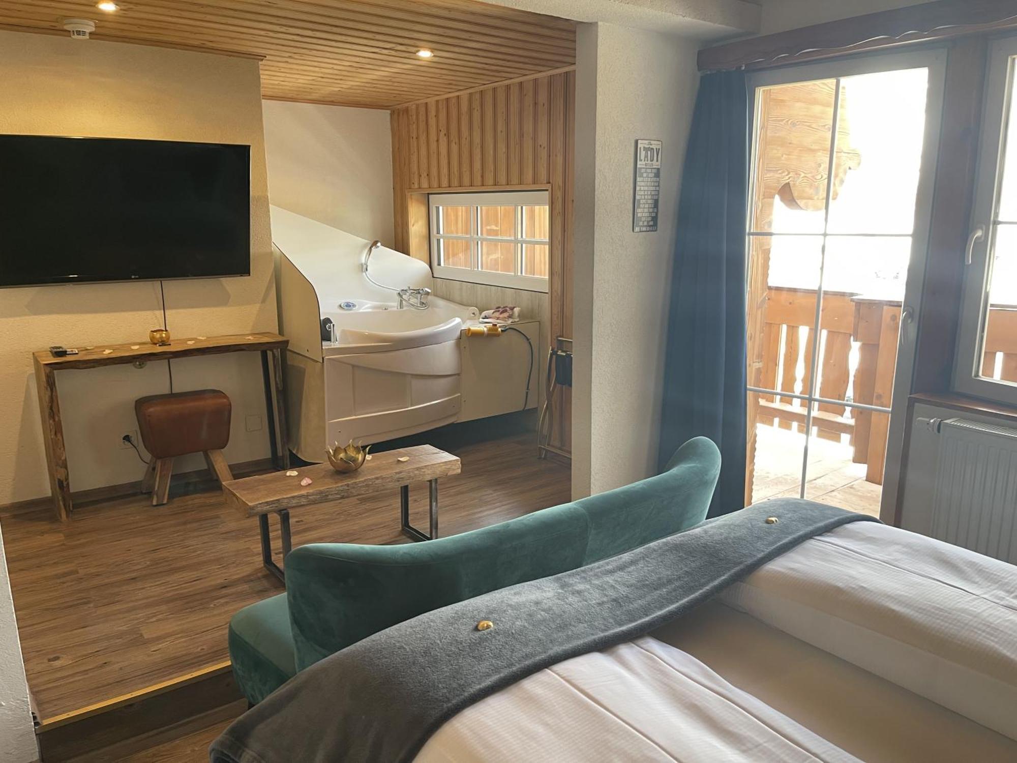 Chalet Hotel Adler Ag Кандерштег Екстер'єр фото
