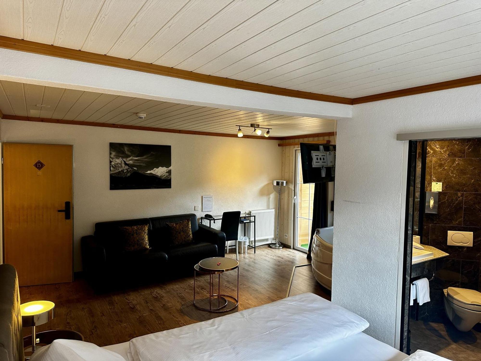 Chalet Hotel Adler Ag Кандерштег Екстер'єр фото